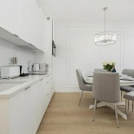 公寓 Baltini Premium Polanki Park *